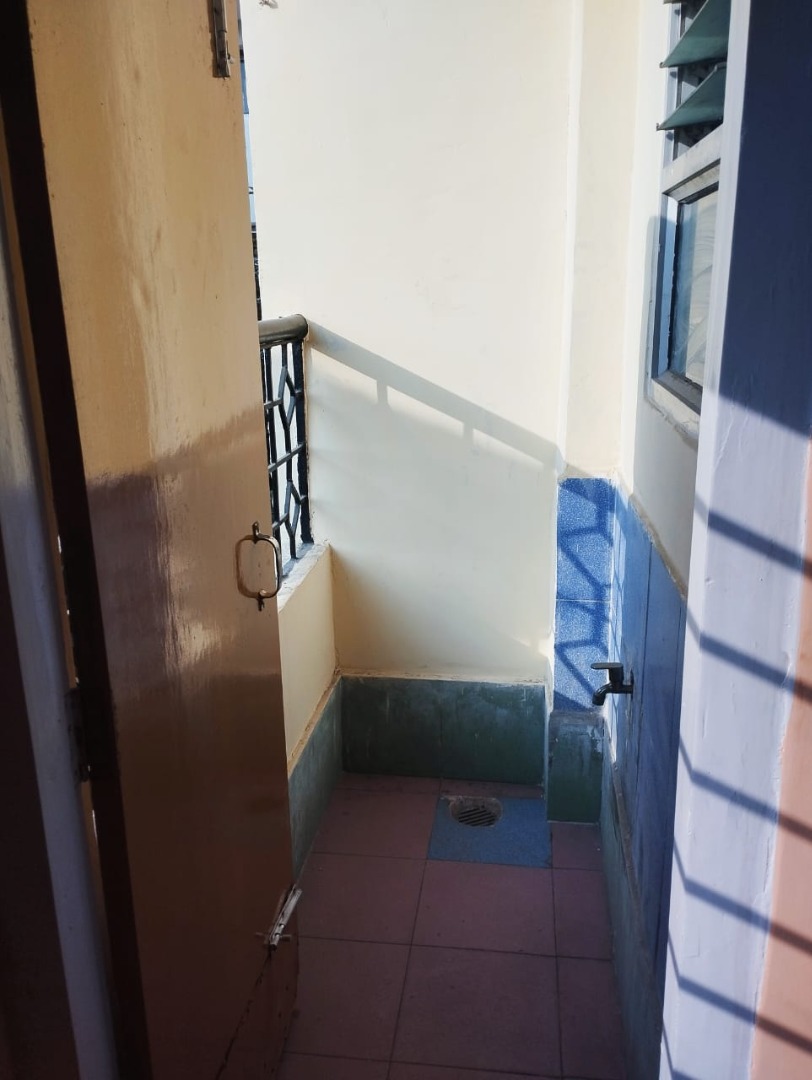 Unfurnished 3bhk in Chitralekha Path, Rukmini Gaon, Guwahati, Assam, India for Rent